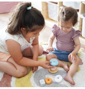 Viga PolarB Drewniana Piramidka edukacyjna - Miś Polarny